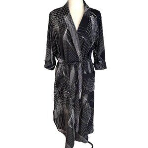 Smash + Tess Lightweight Robe Duster Womens Size M L Rayon Nylon Black White